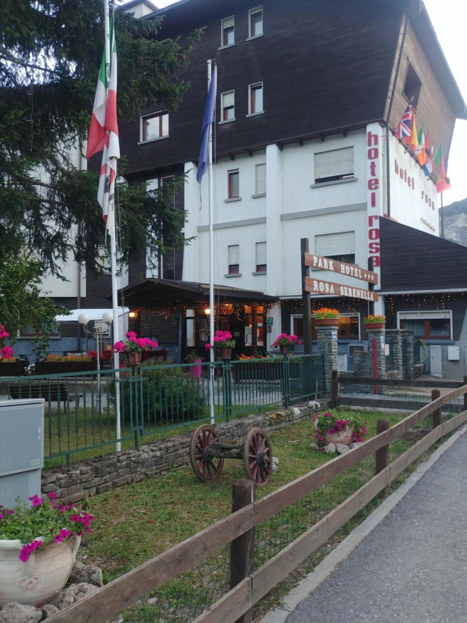 Rosa Serenella Hotel 3*